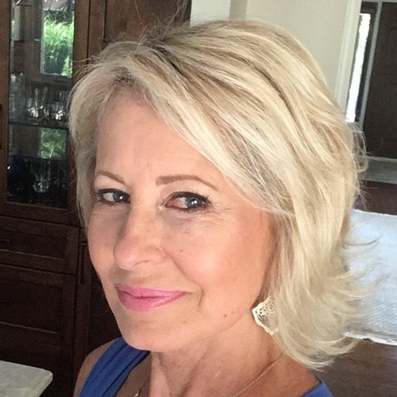 Meet your Posher, Linda - Picture 1 of 1